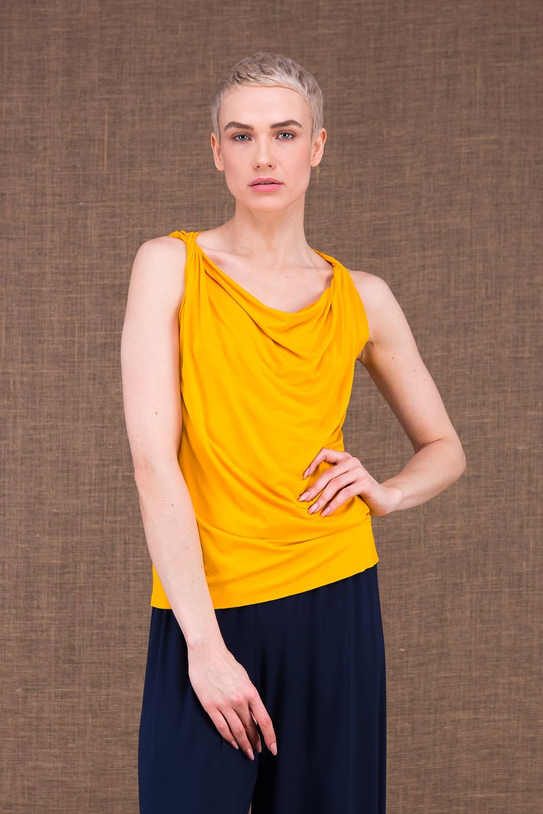 Top jaune col drapé bénitier en jersey de viscose pour femme PARISA